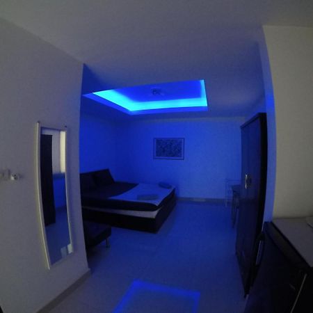 French Connection Hotel Pattaya Eksteriør bilde