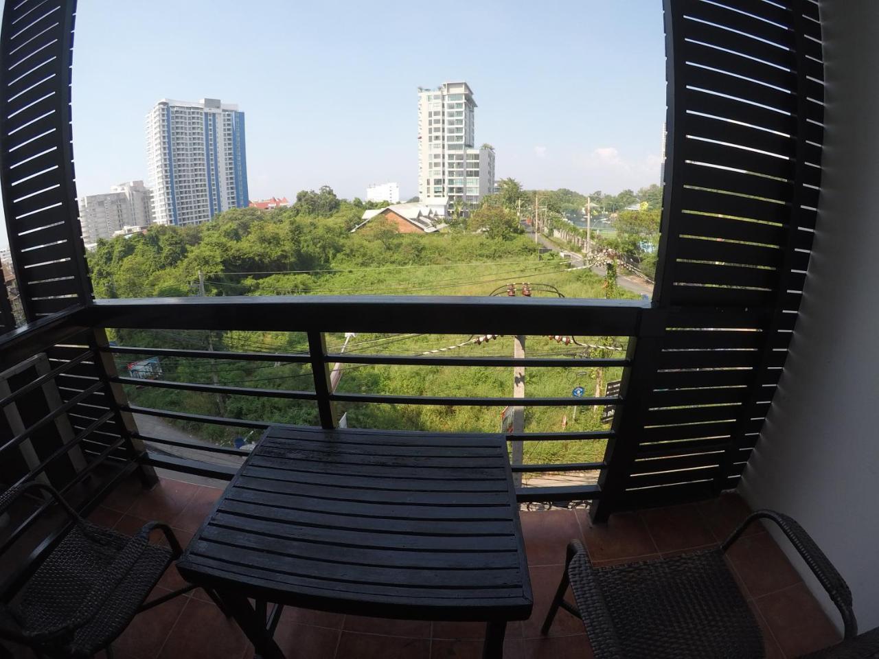 French Connection Hotel Pattaya Rom bilde